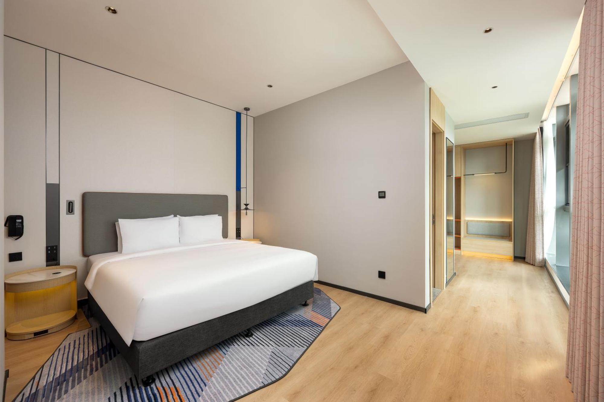 Express Hongqiao Cbd By Ihg 4*